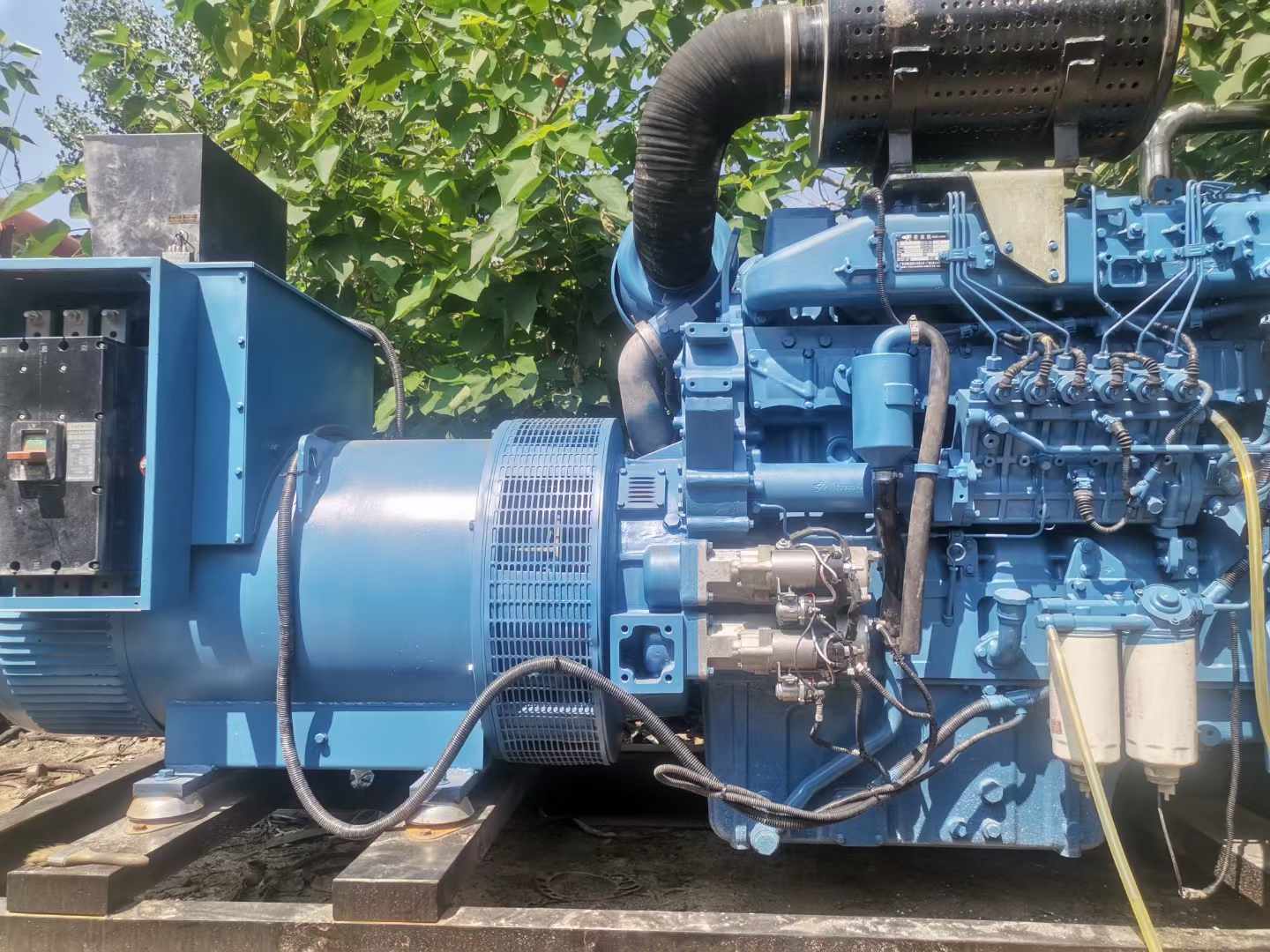 盐田详细说明降低 800kW 柴油发电机输出电流波动的方法