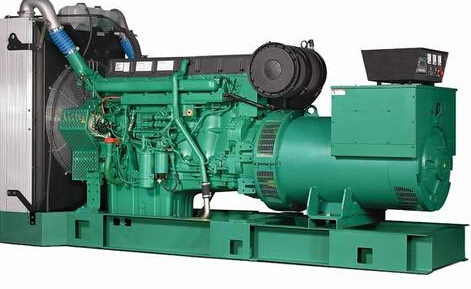 盐田发电机除垢后需要用清水冲洗水冷式机油散热器几次？